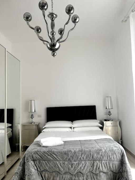 Hotel Virginia Apartaments - Stazione Termini Rom Exterior foto